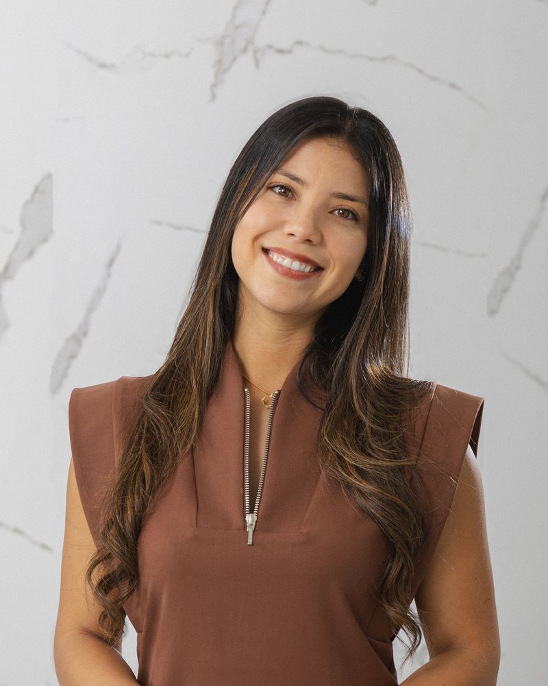 Debby Hernández Sánchez, Bonzül co-founder and licensed nurse